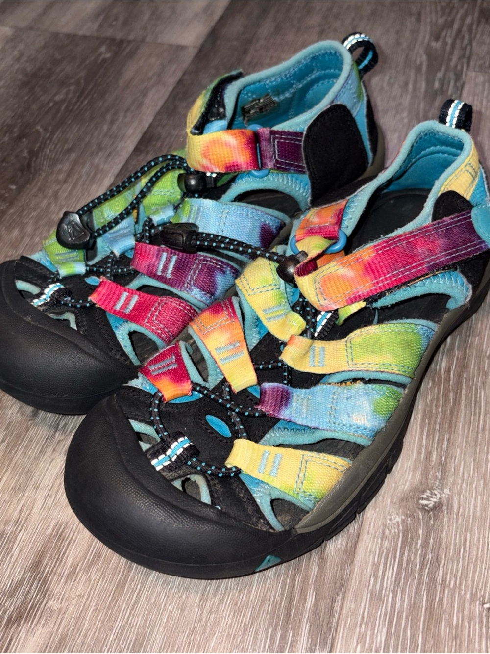 Keen Newport H2 Sandals Shoes Unisex 2 Boys Girls Rainbow Tie Dye Outdoors